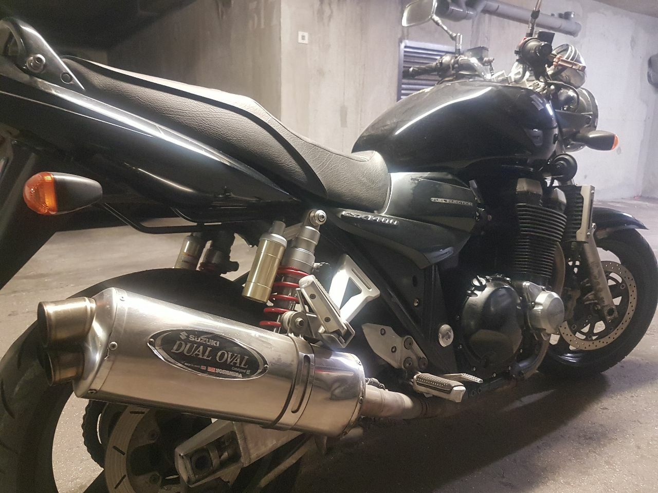 Photo SUZUKI GSX 1400