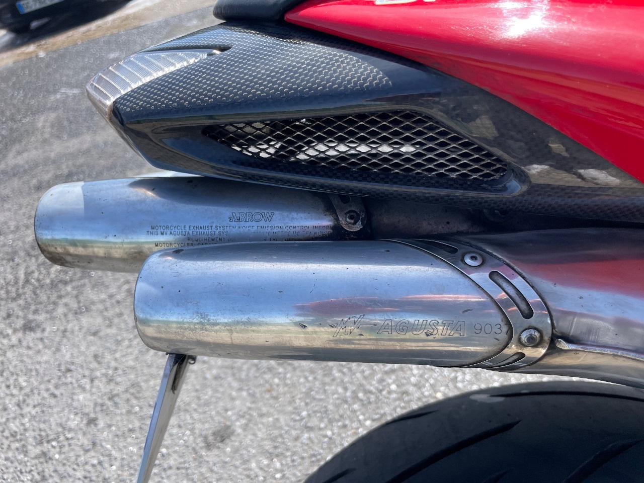 Photo MV AGUSTA BRUTALE 750