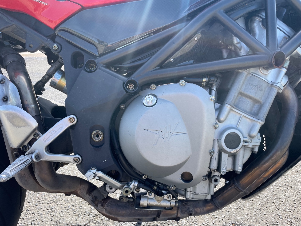 Photo MV AGUSTA BRUTALE 750