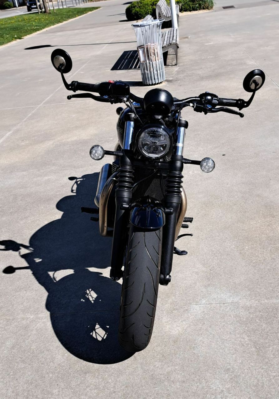 Photo TRIUMPH BONNEVILLE
