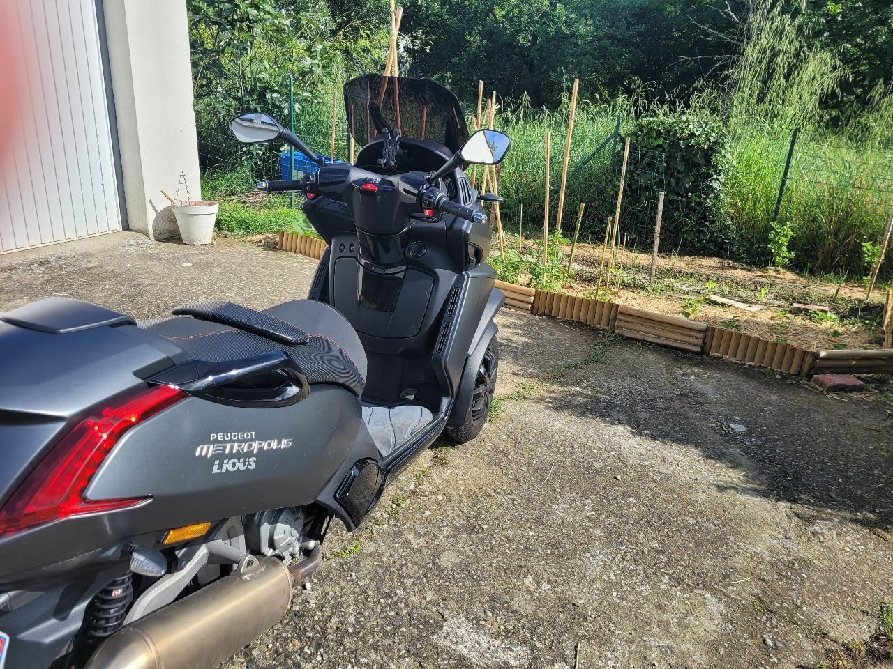 Photo PEUGEOT METROPOLIS