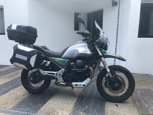 MOTO GUZZI V 85 TT ABS