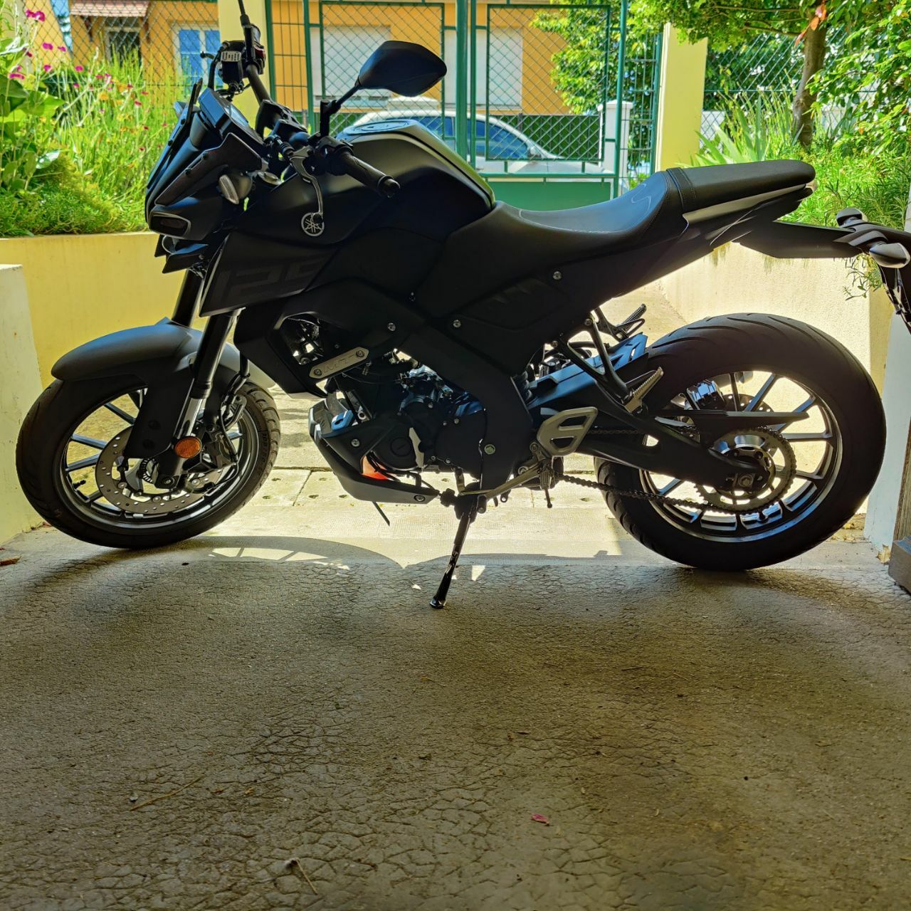 Photo YAMAHA MTN 125-A