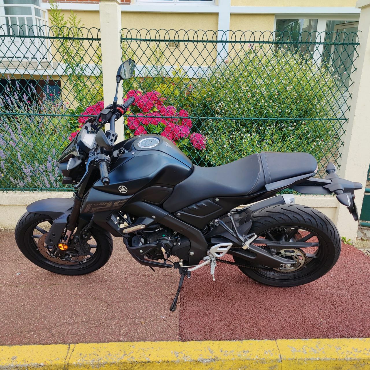 Photo YAMAHA MTN 125-A