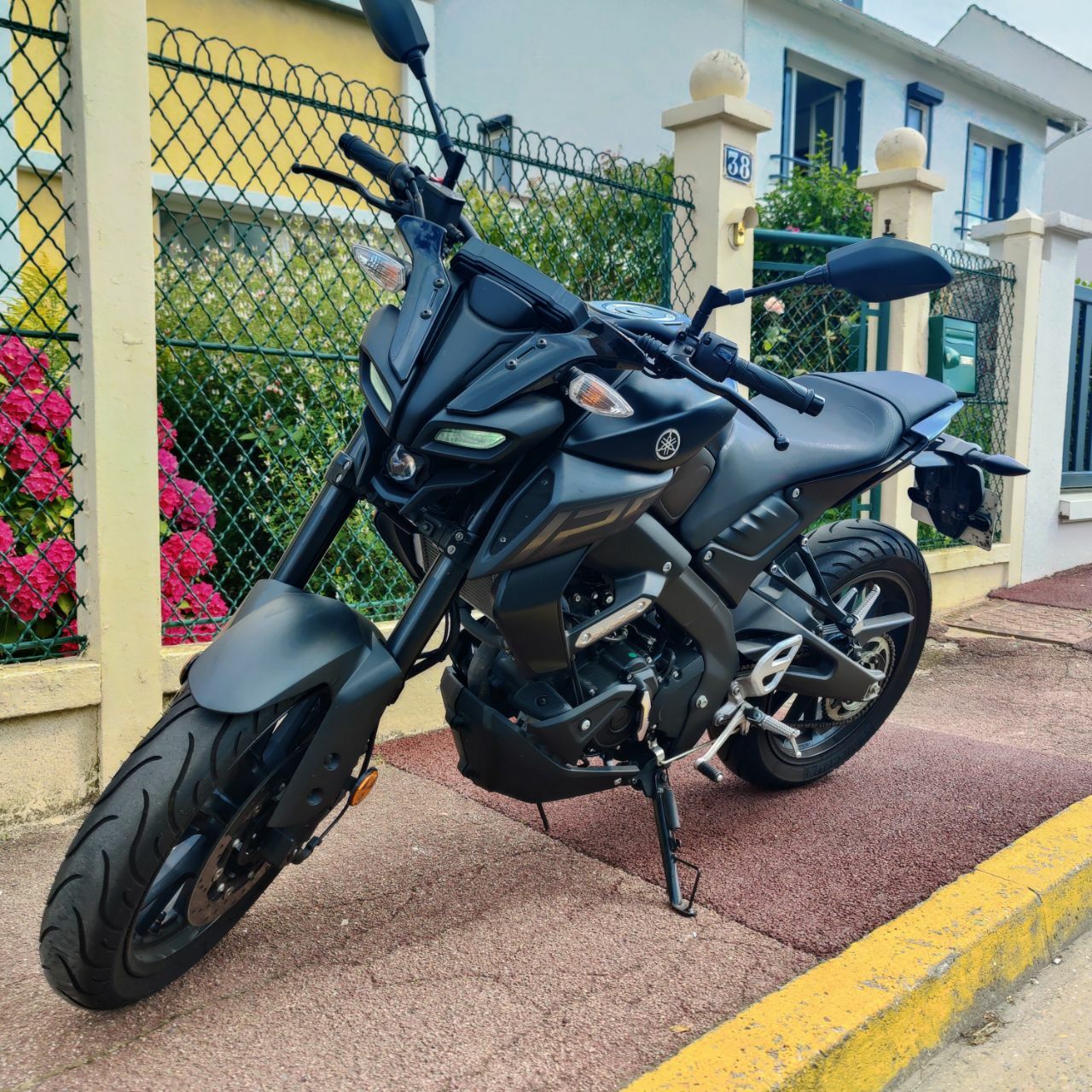 Photo YAMAHA MTN 125-A
