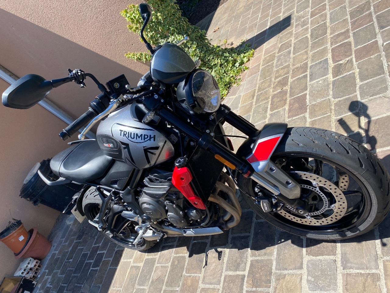 Photo TRIUMPH TRIDENT