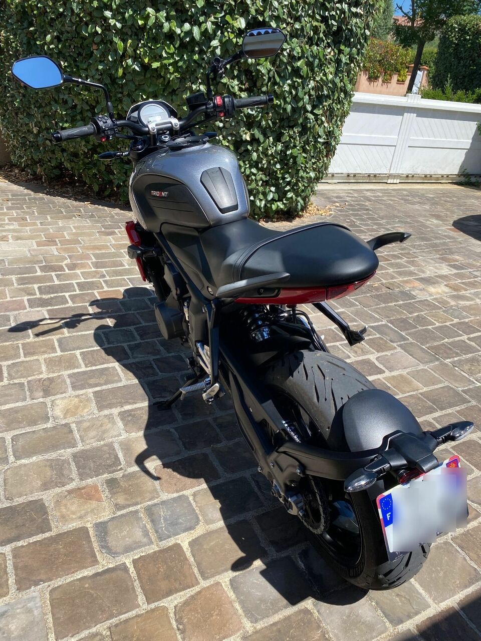 Photo TRIUMPH TRIDENT