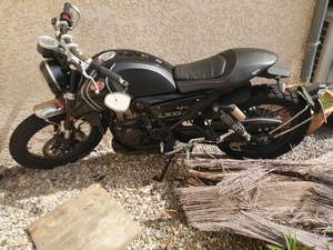 FB MONDIAL HIPSTER 300