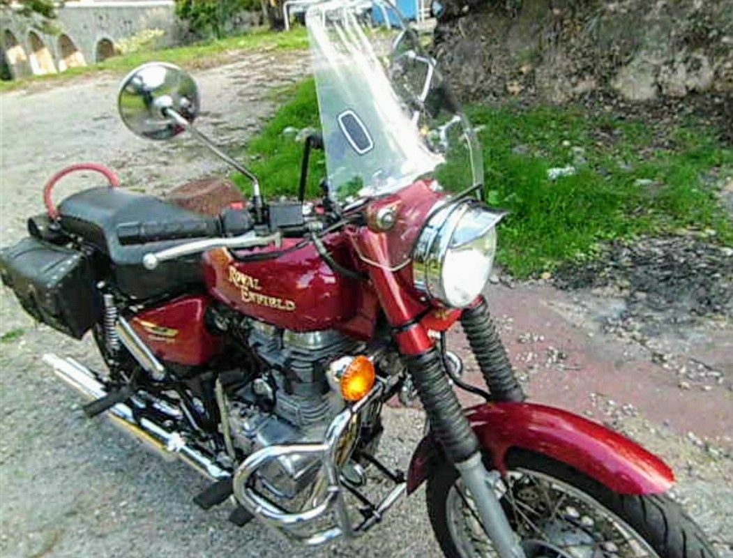 Photo ROYAL ENFIELD 500