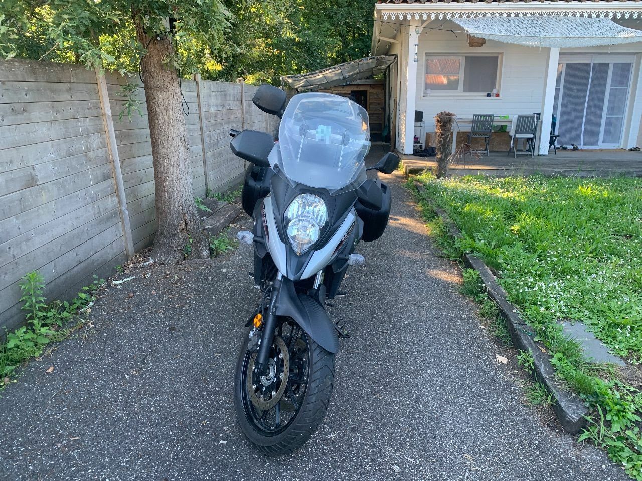 Photo SUZUKI DL 650 U