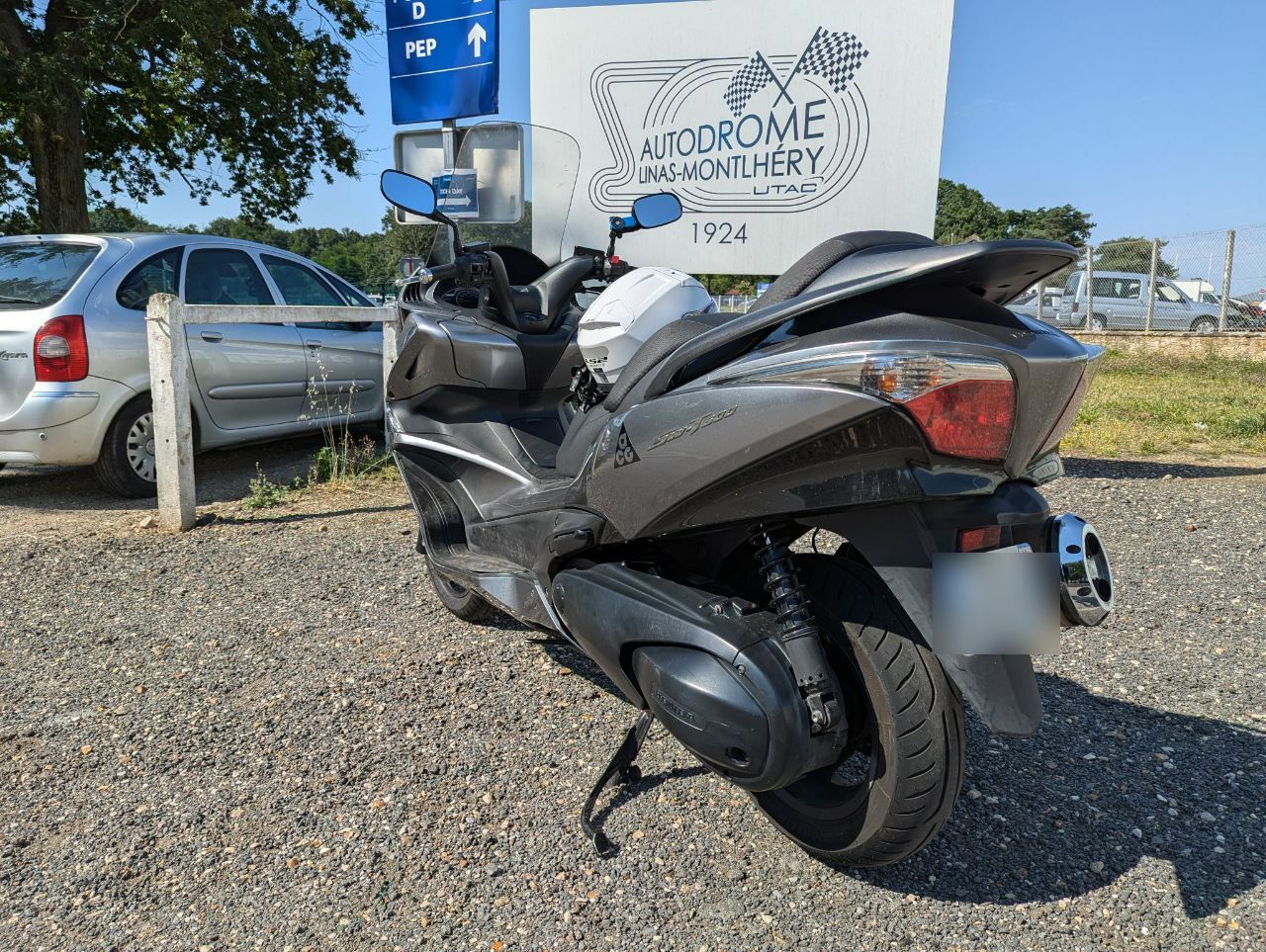 Photo HONDA FJS 600