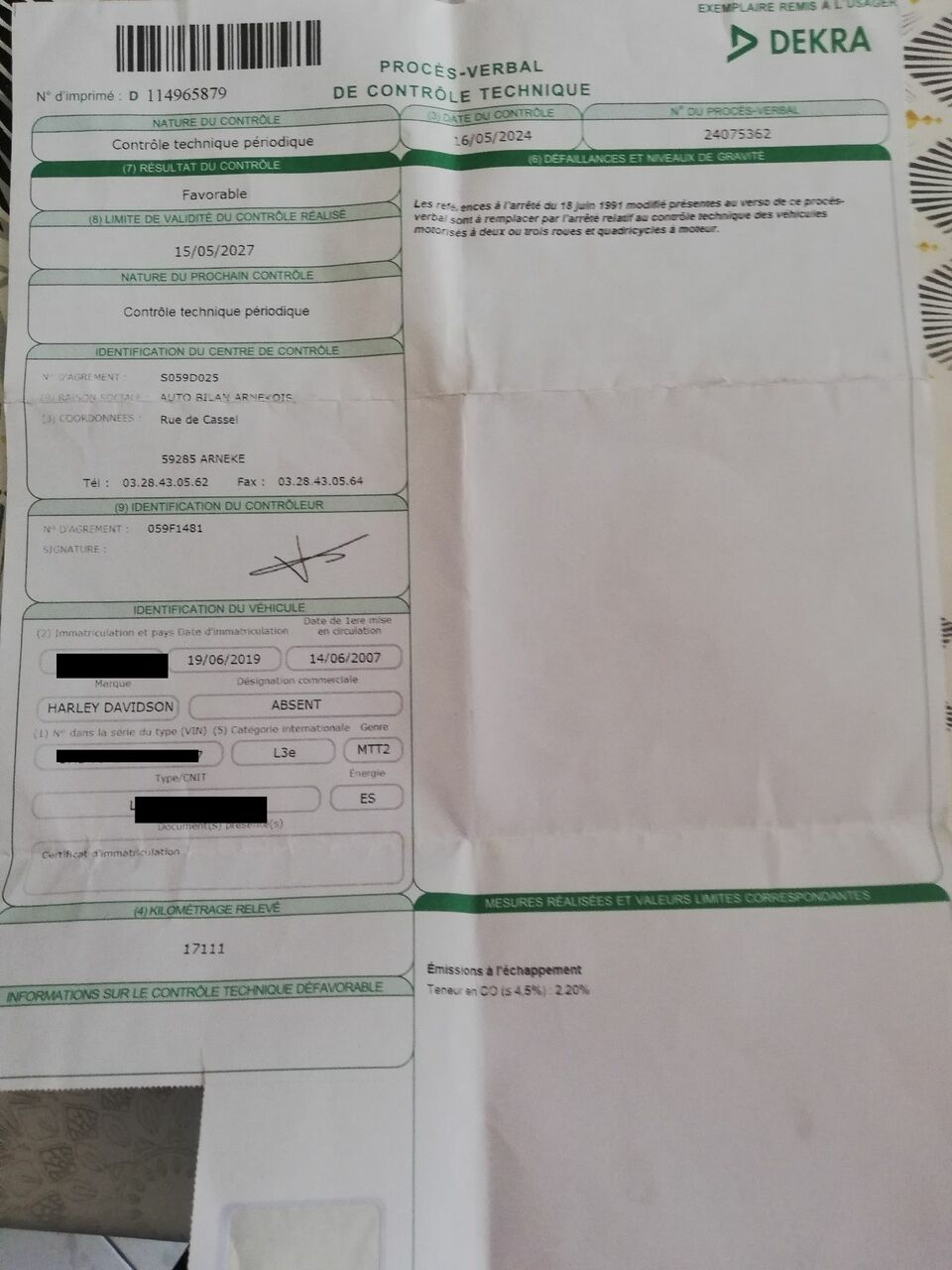 Photo HARLEY DAVIDSON 883