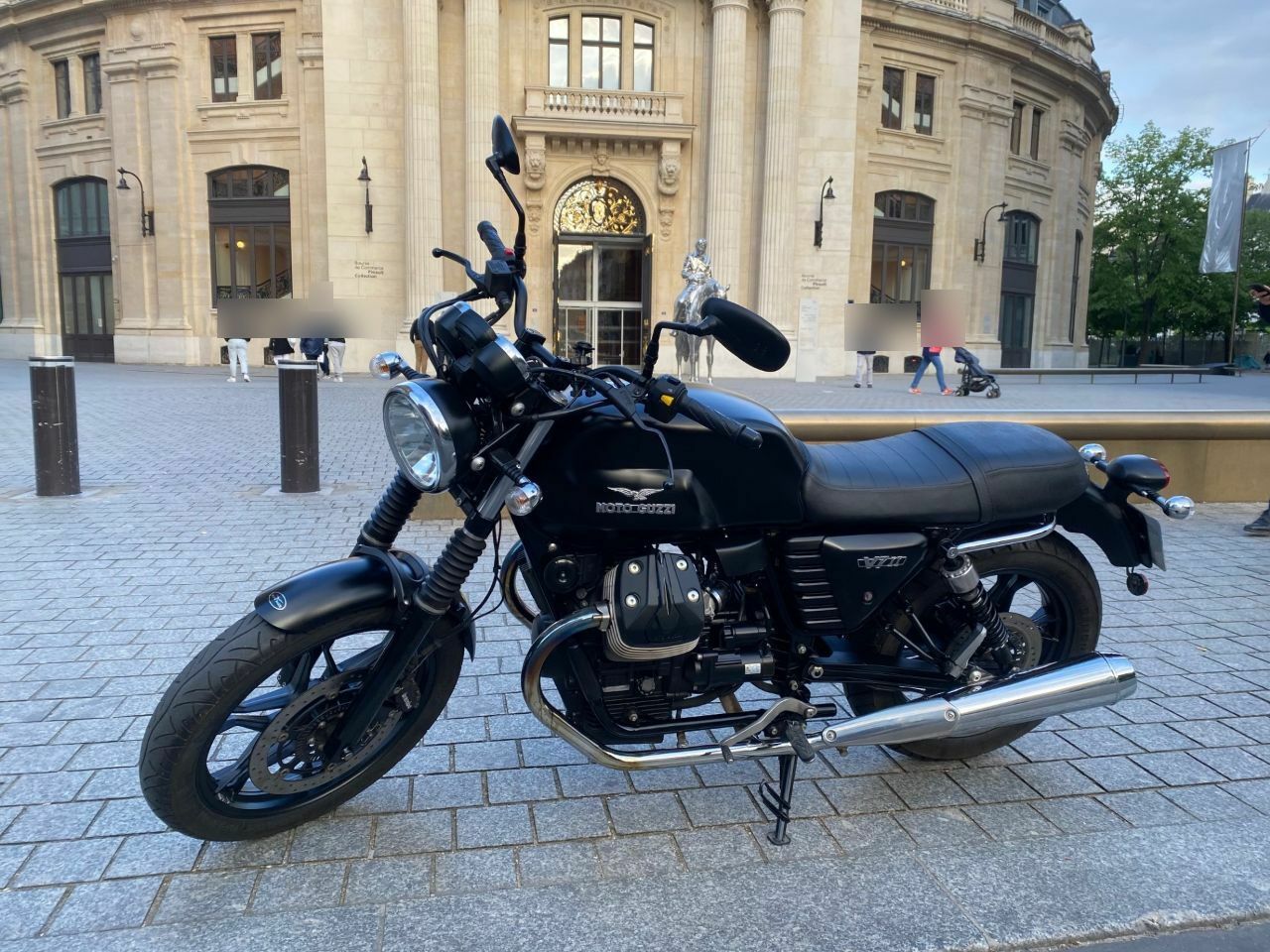 Photo MOTO GUZZI V7 II STONE