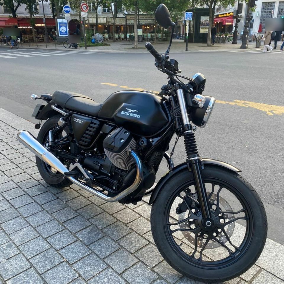 Photo MOTO GUZZI V7 II STONE