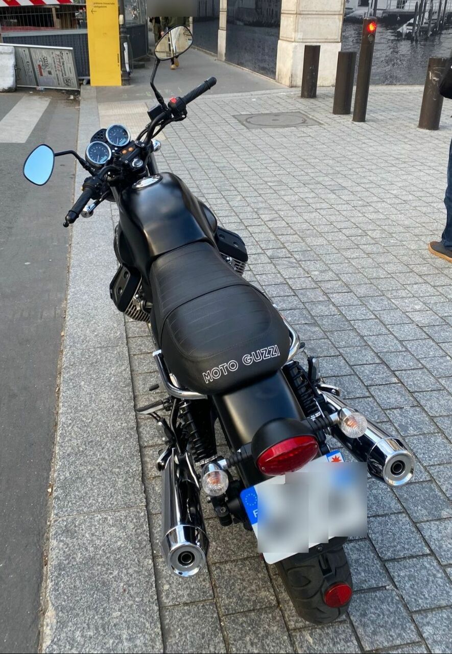 Photo MOTO GUZZI V7 II STONE