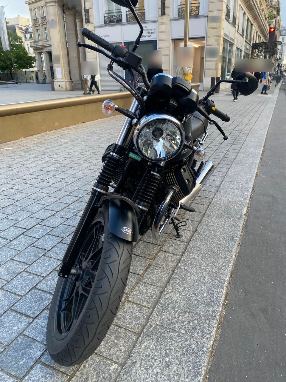 Photo MOTO GUZZI V7 II STONE