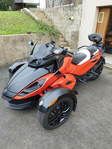 CAN AM SPYDER 1000 RS