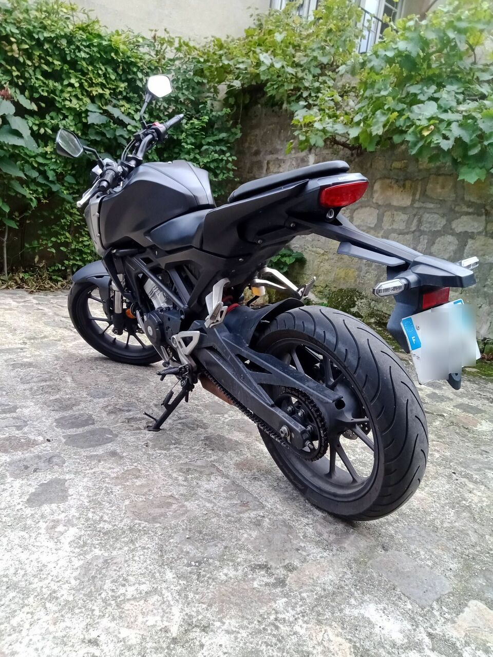 Photo HONDA CB 125 R ABS
