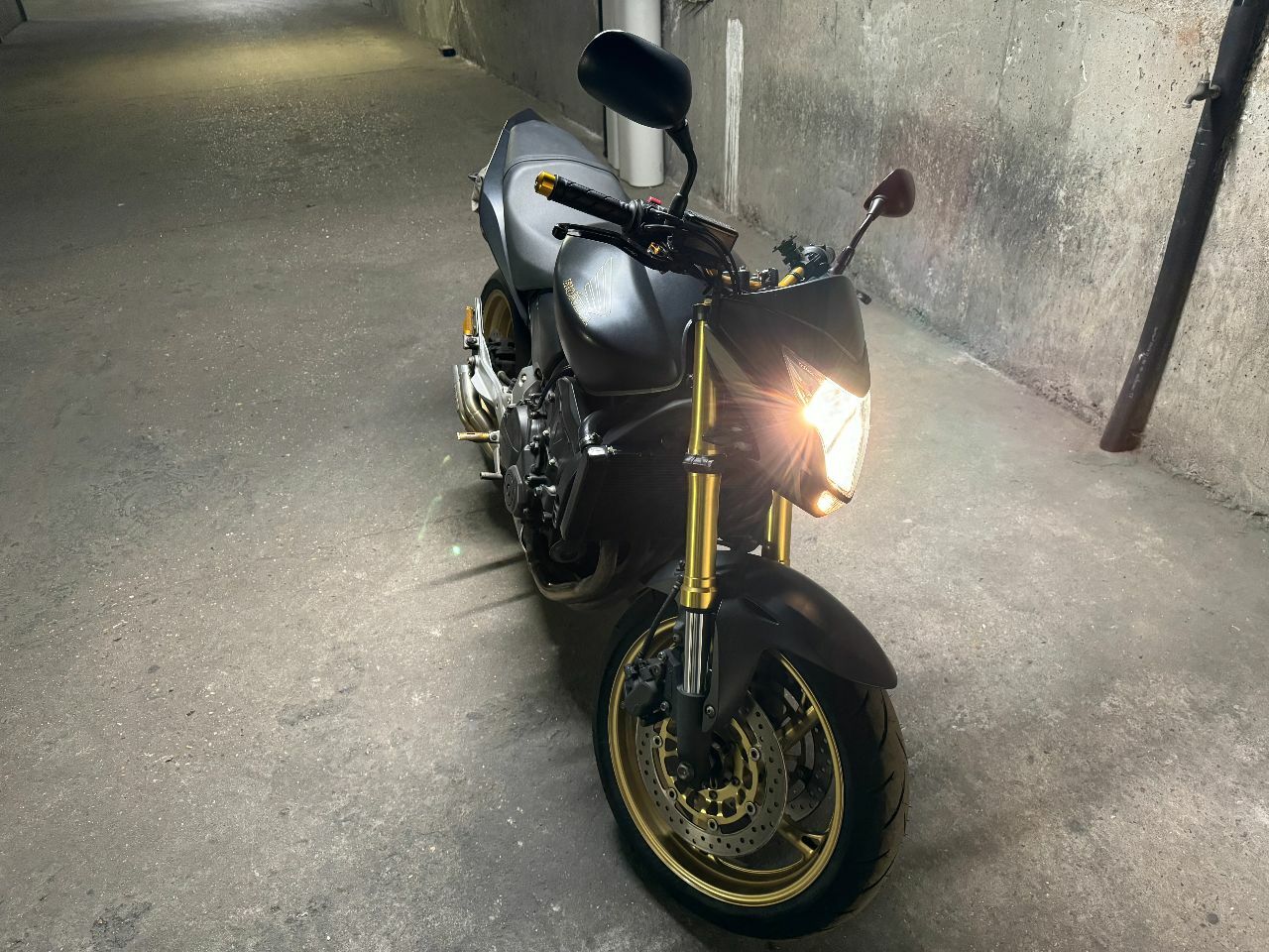 Photo HONDA CB 600 F