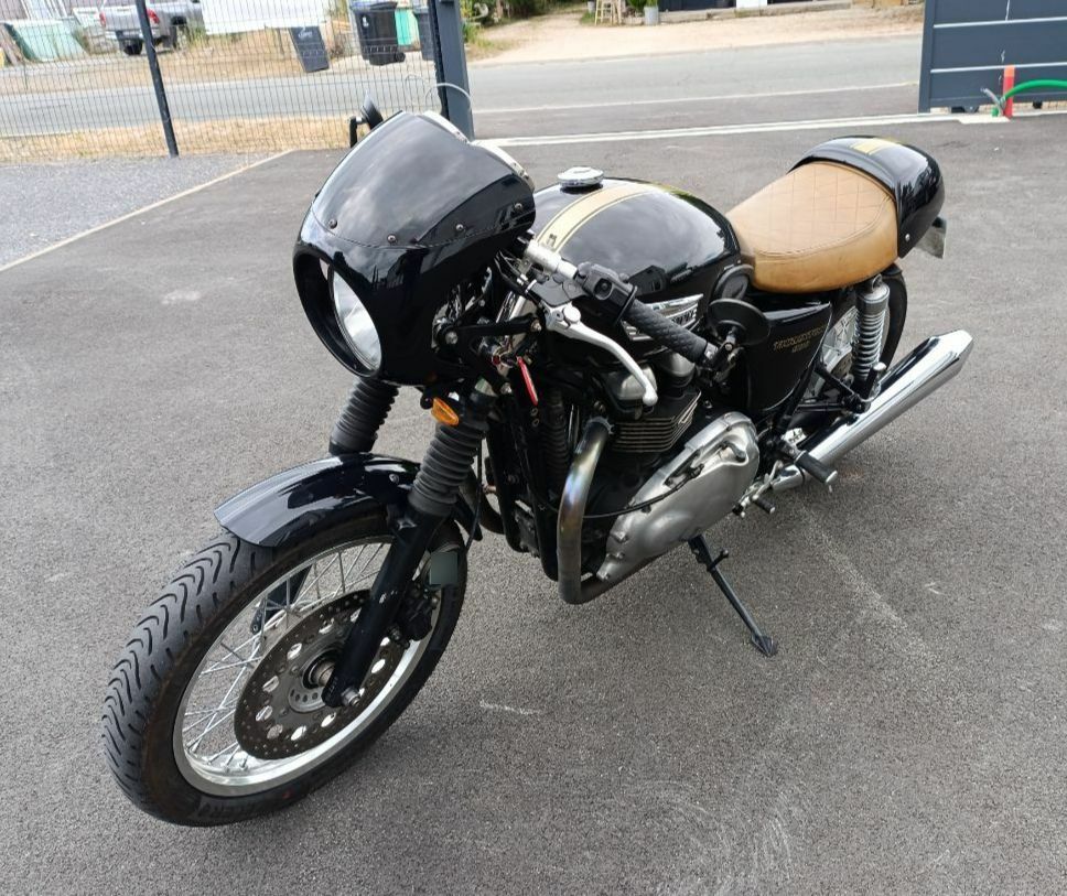 Photo TRIUMPH THRUXTON 900