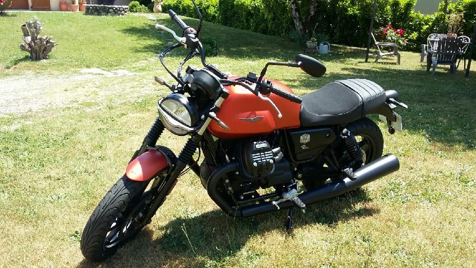 Photo MOTO GUZZI V7 IV STONE