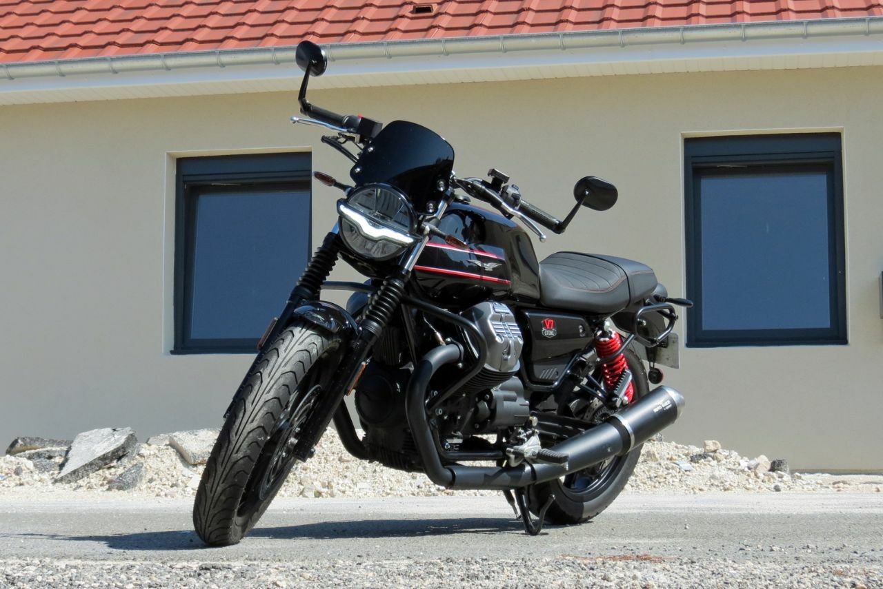 Photo MOTO GUZZI V7 STONE