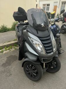 PEUGEOT METROPOLIS 400