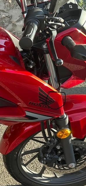 Photo HONDA GLR1251WH