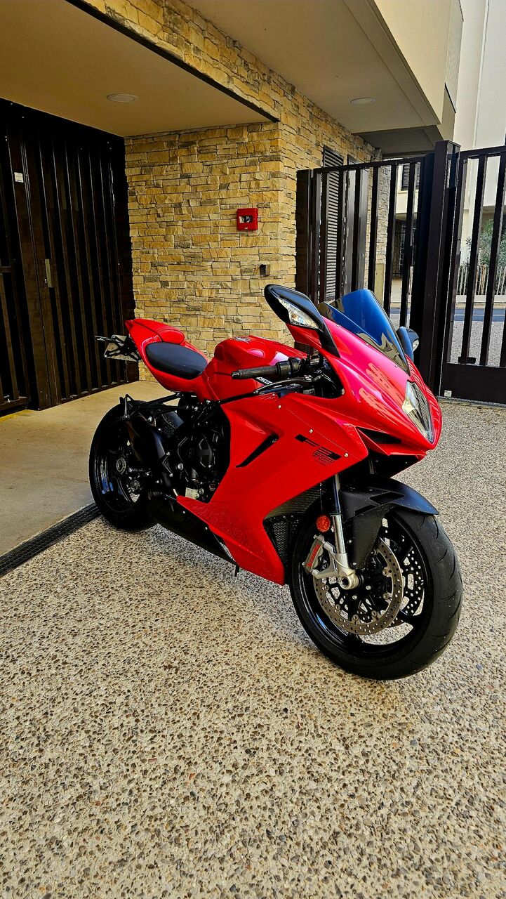 Photo MV AGUSTA F3 ROSSO