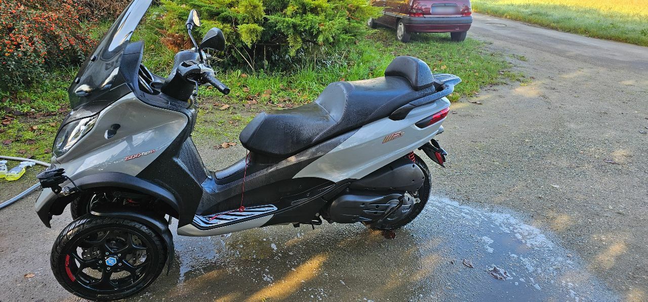 Photo PIAGGIO MP3 500 HPE