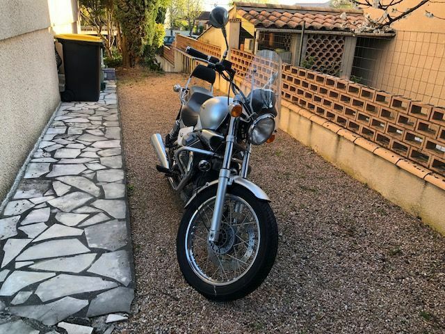 Photo MOTO GUZZI NEVADA 750