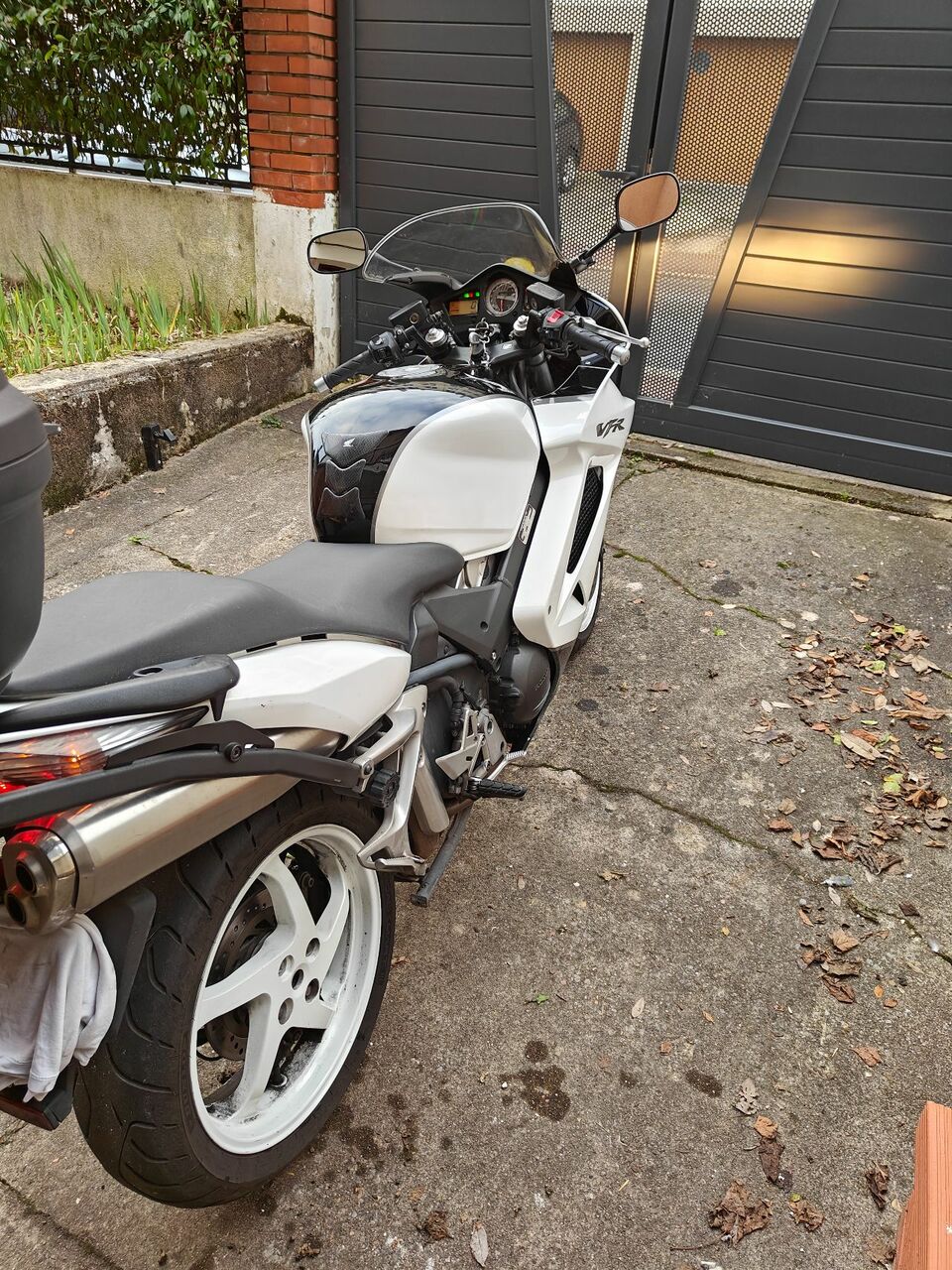 Photo HONDA VFR 800 A
