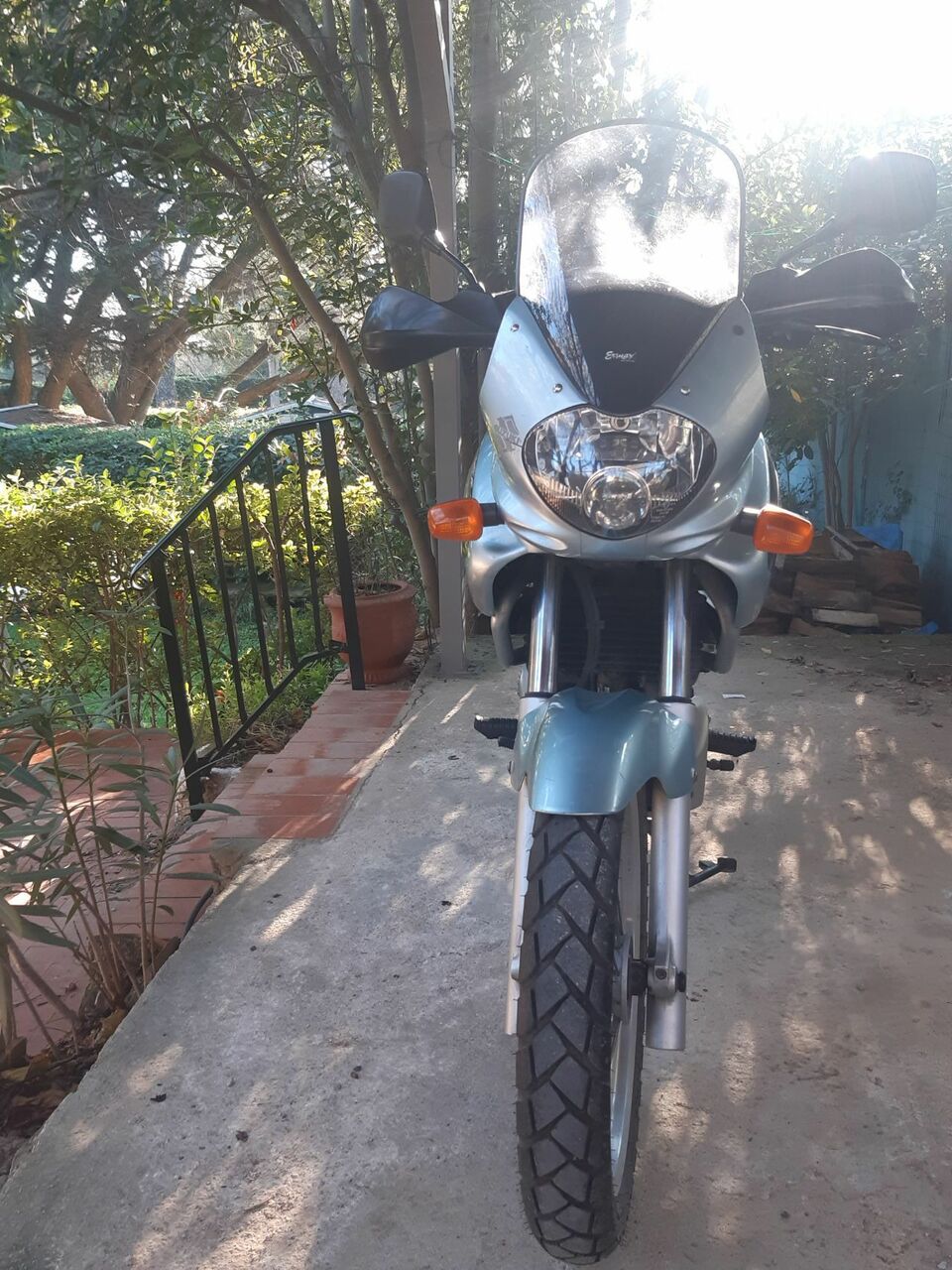 Photo SUZUKI FREEWIND 650