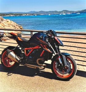 KTM SUPER DUKE 1290 R ABS