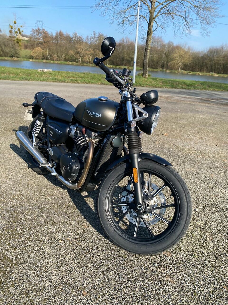 Photo TRIUMPH STREET TWIN