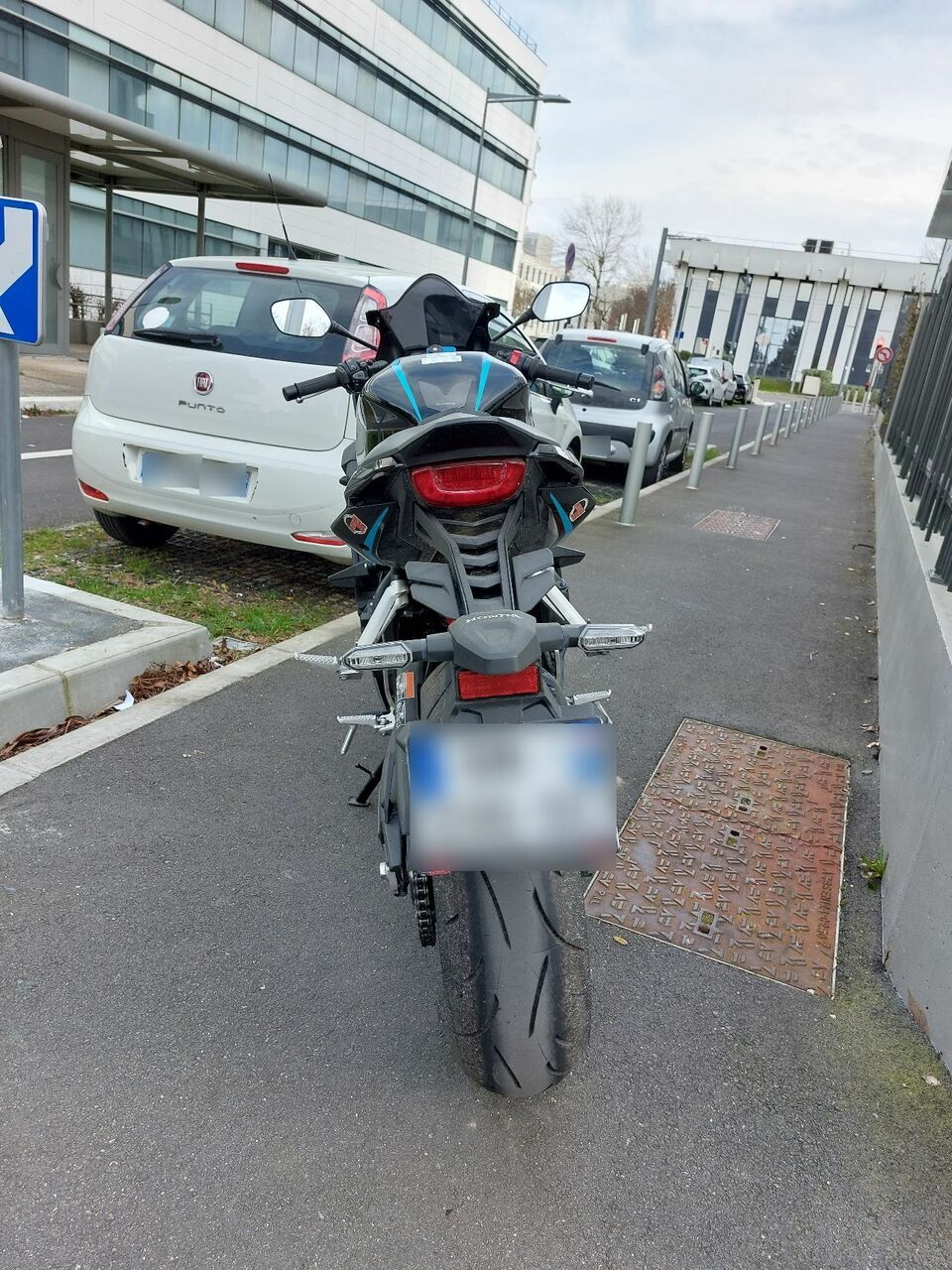 Photo HONDA CBR 650 RA