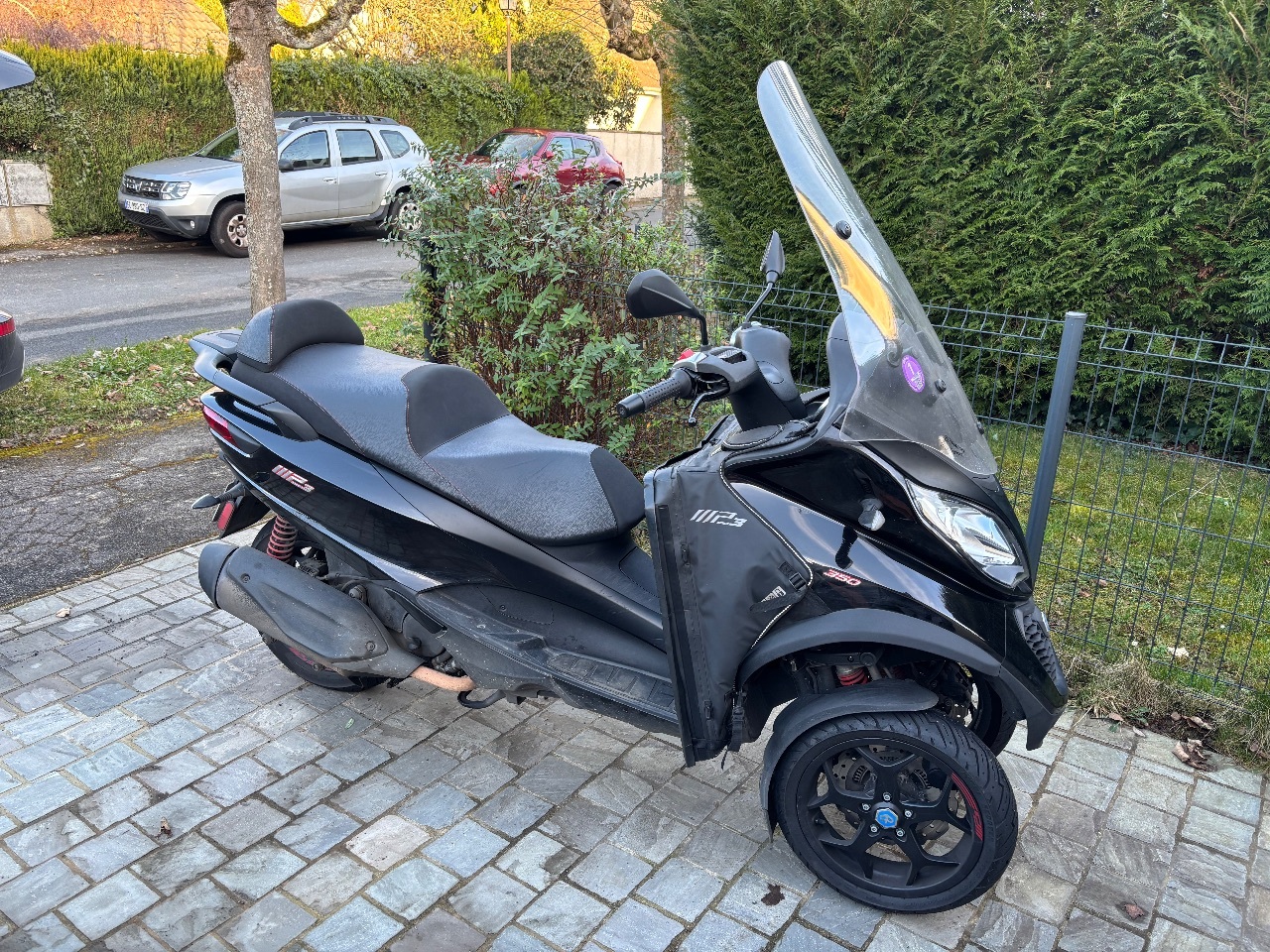 Photo PIAGGIO MP3 350