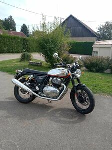 ROYAL ENFIELD INTERCEPTOR 650