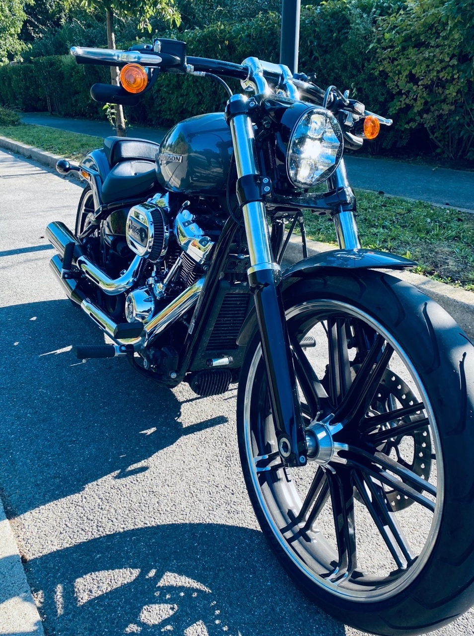 Photo HARLEY DAVIDSON FXBRS