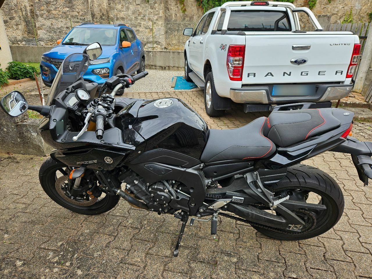 Photo YAMAHA FZ8
