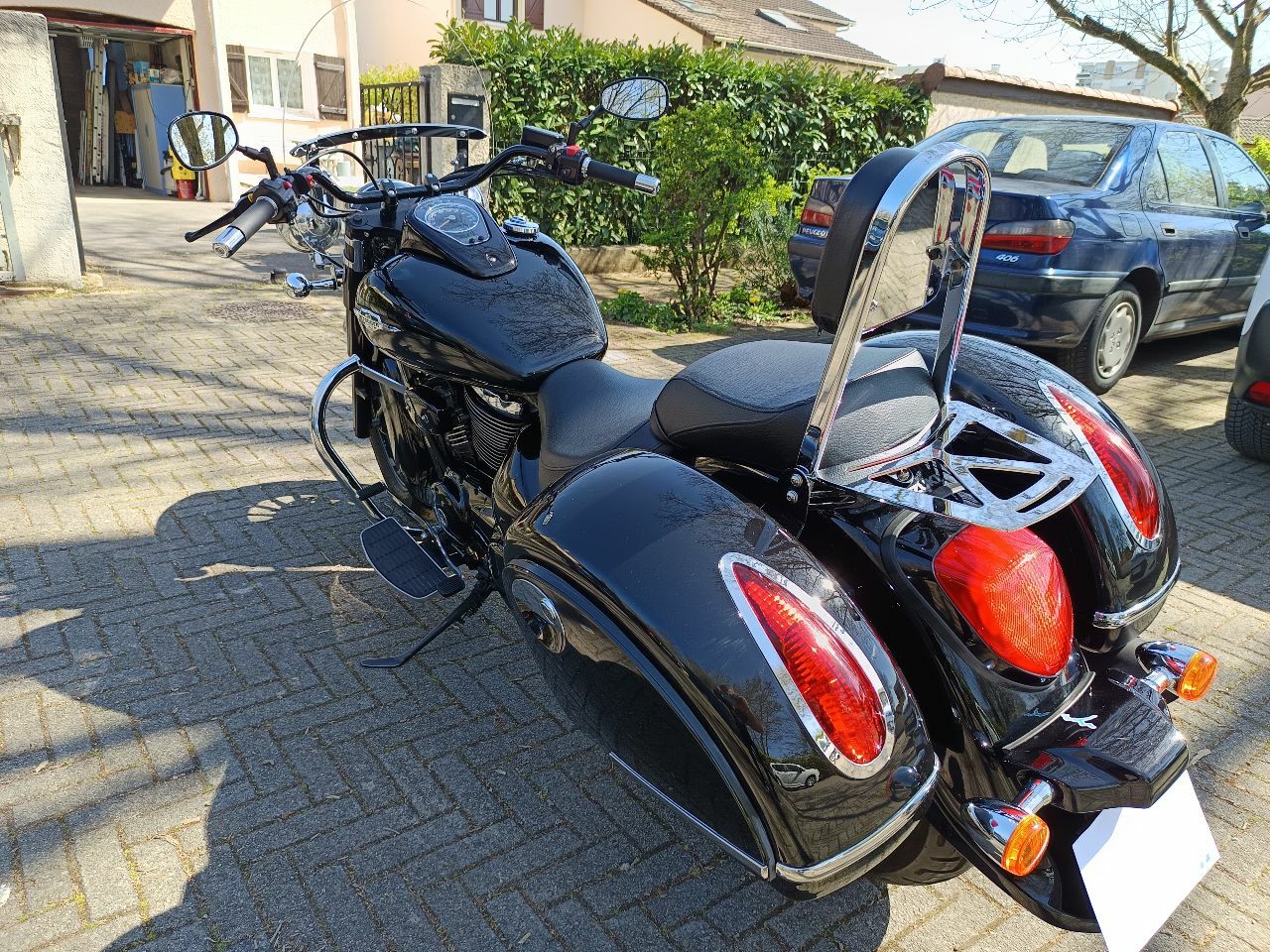 Photo SUZUKI INTRUDER 800