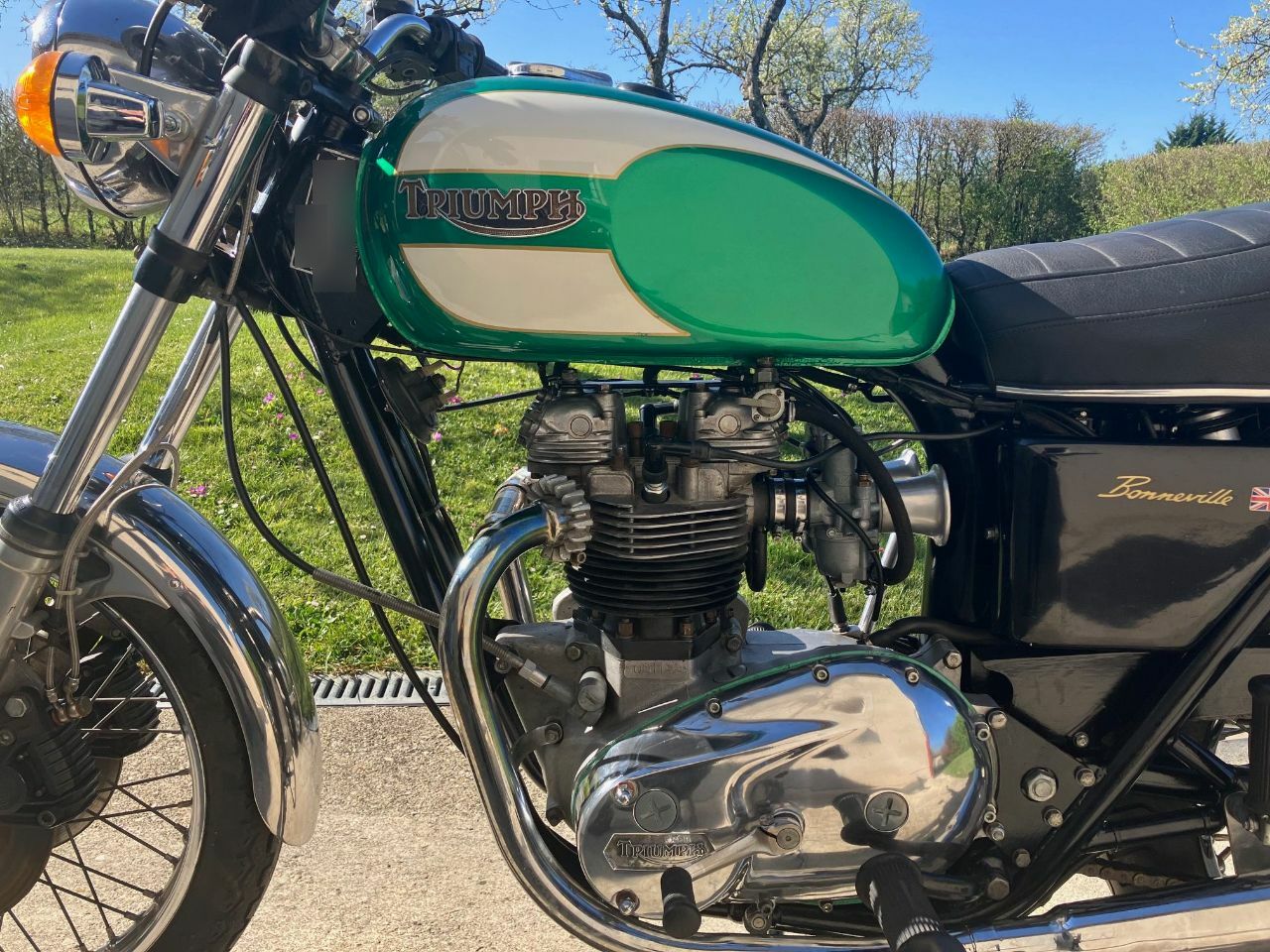 Photo TRIUMPH BONNEVILLE 750