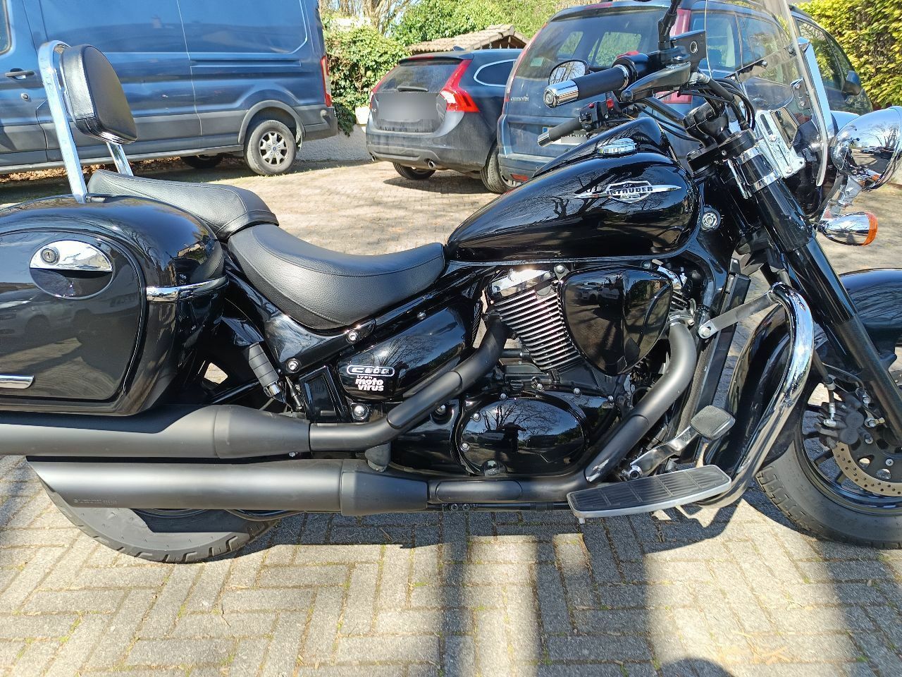 Photo SUZUKI INTRUDER 800