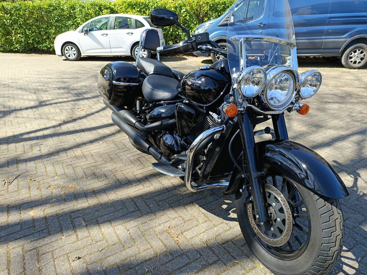 Photo SUZUKI INTRUDER 800