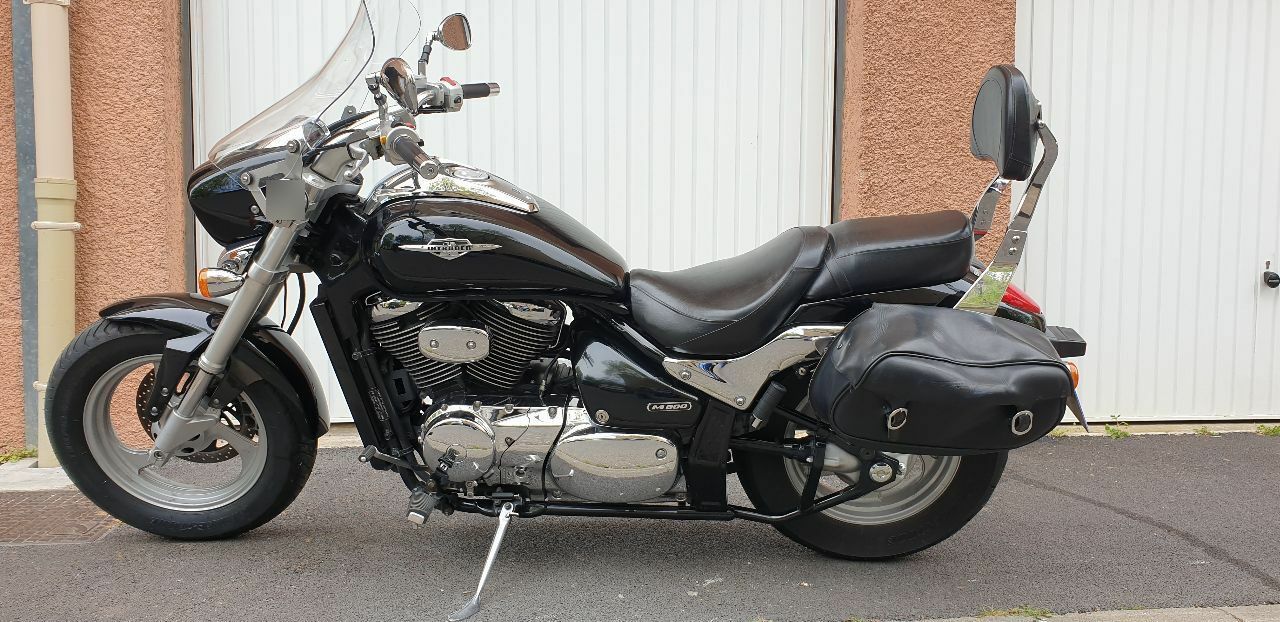 Photo SUZUKI INTRUDER 800