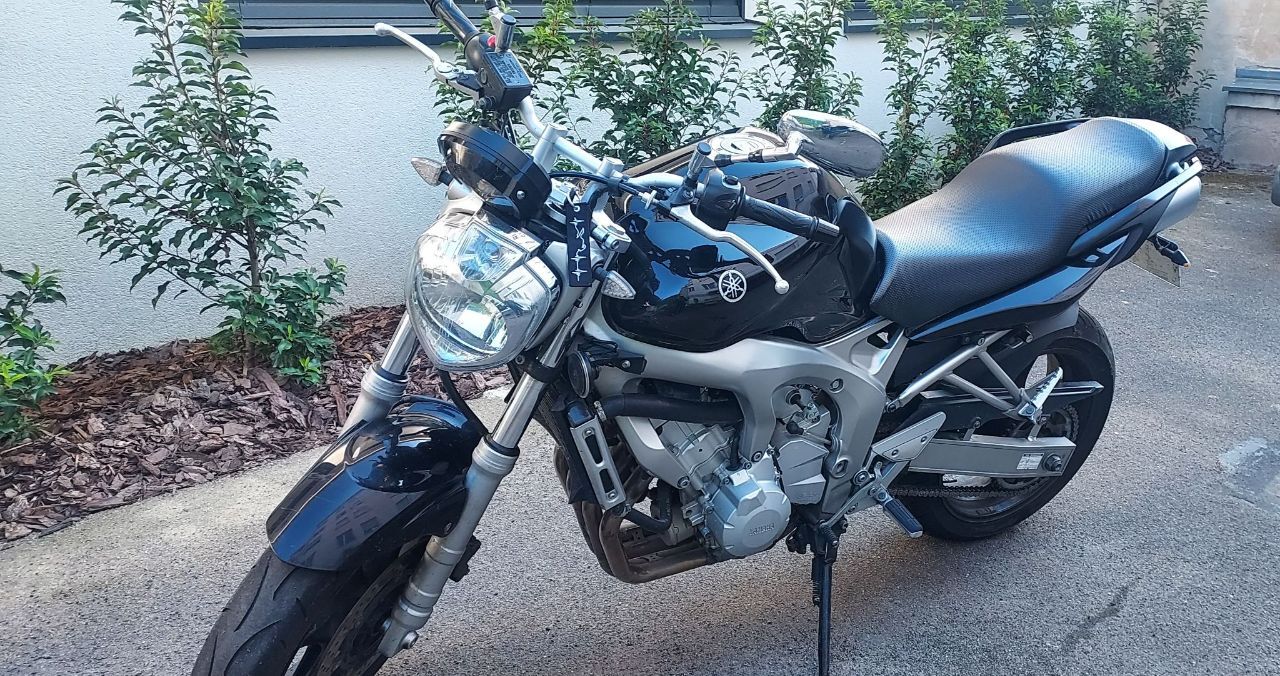 Photo YAMAHA 600