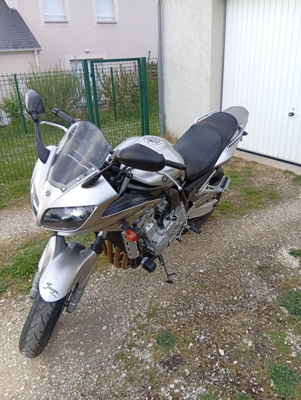 Photo YAMAHA FAZER 1000