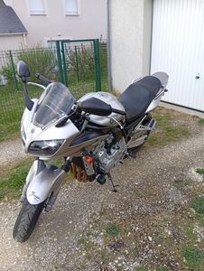 YAMAHA FAZER 1000 YAMAHA FAZER 1000