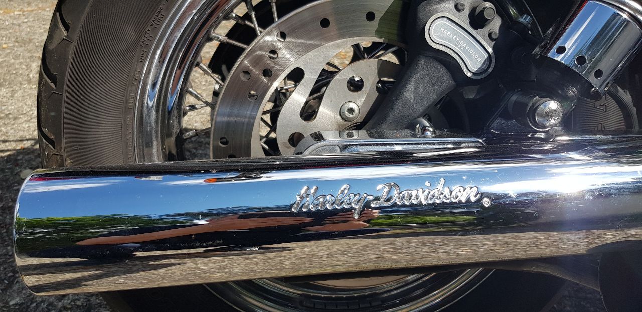 Photo HARLEY DAVIDSON SUPER