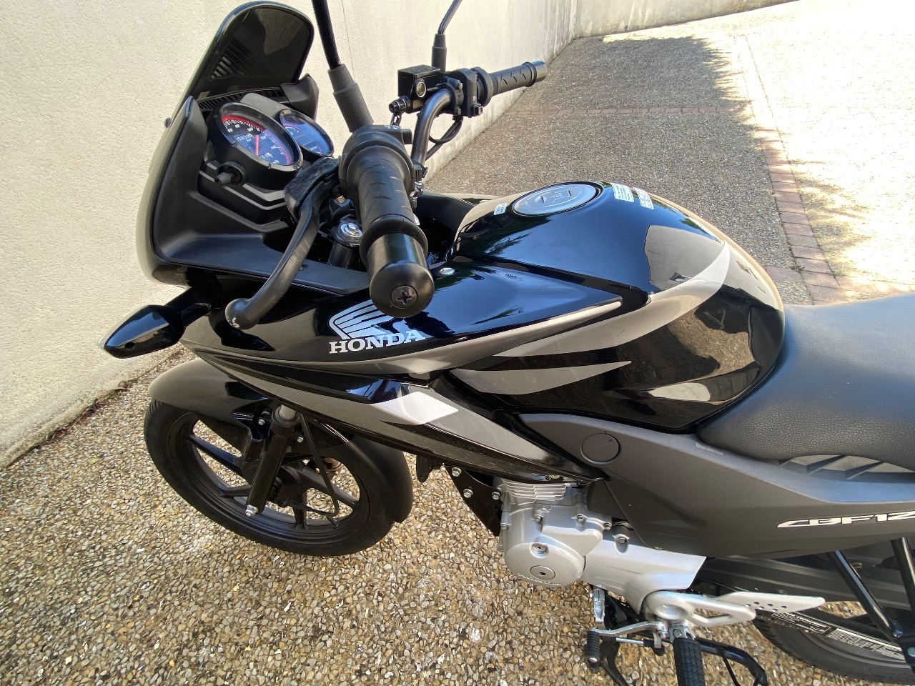 Photo HONDA CBF 125 M